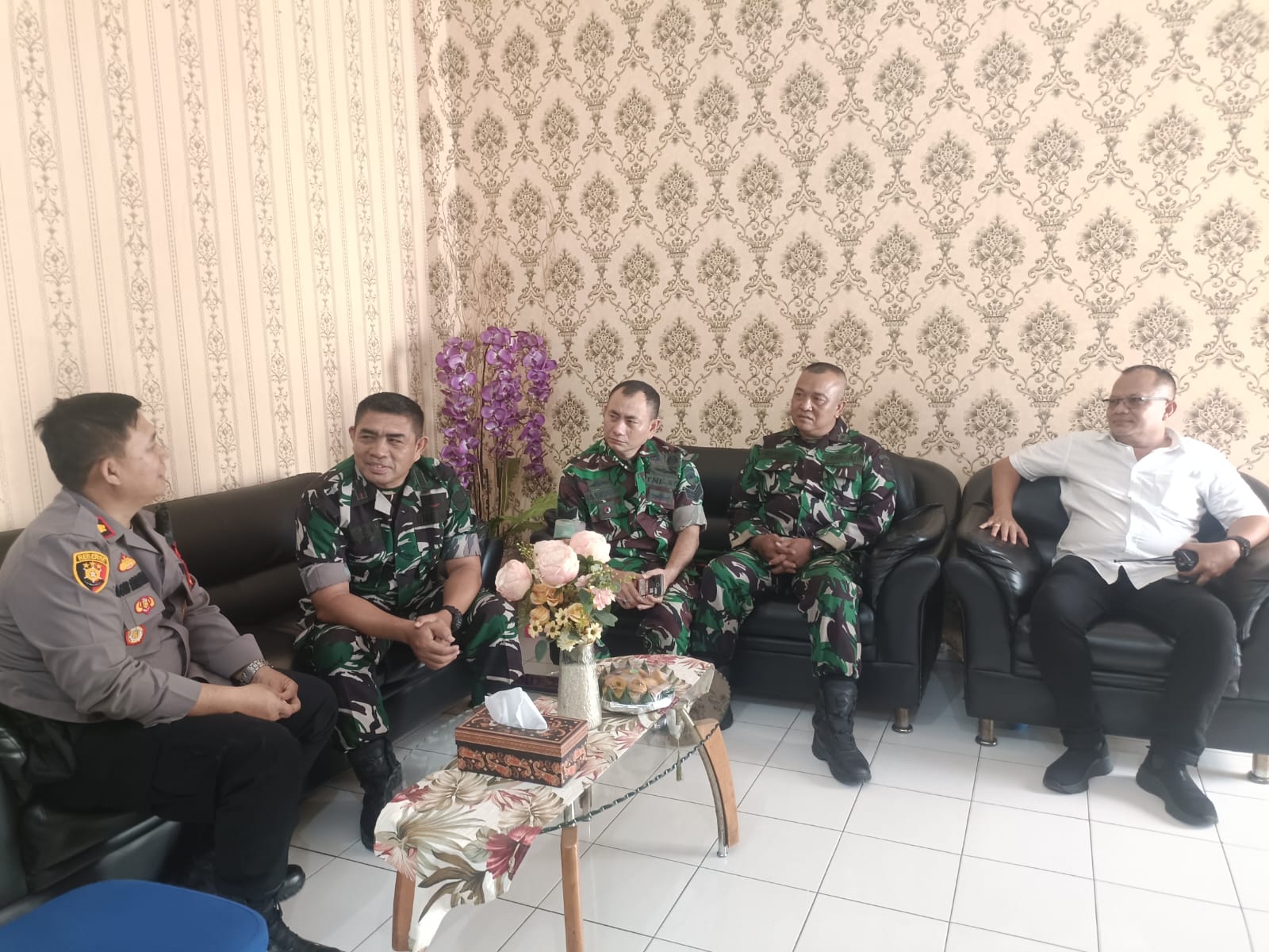 Danramil 0201 - 02/MT, Silaturahmi ke Mako Polsek Medan Timur