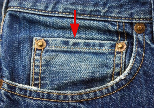 Kantong Kecil pada Celana Jeans, Ternyata Ini Fungsinya