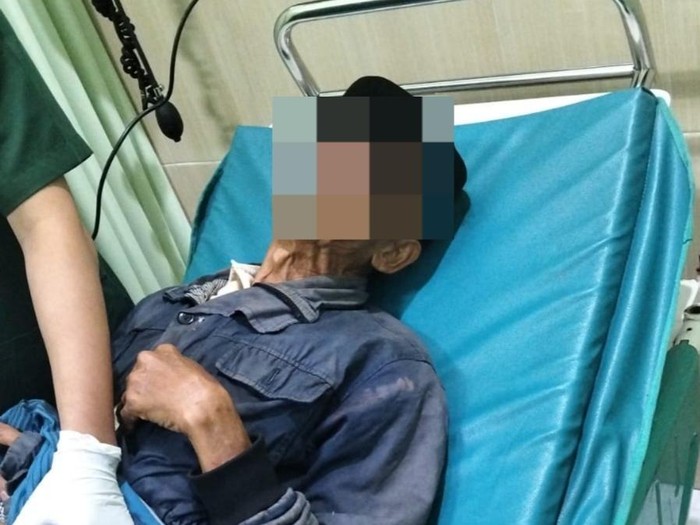 Duh Kakek… Agar tak Berfantasi saat Dengar esek- esek, eh 