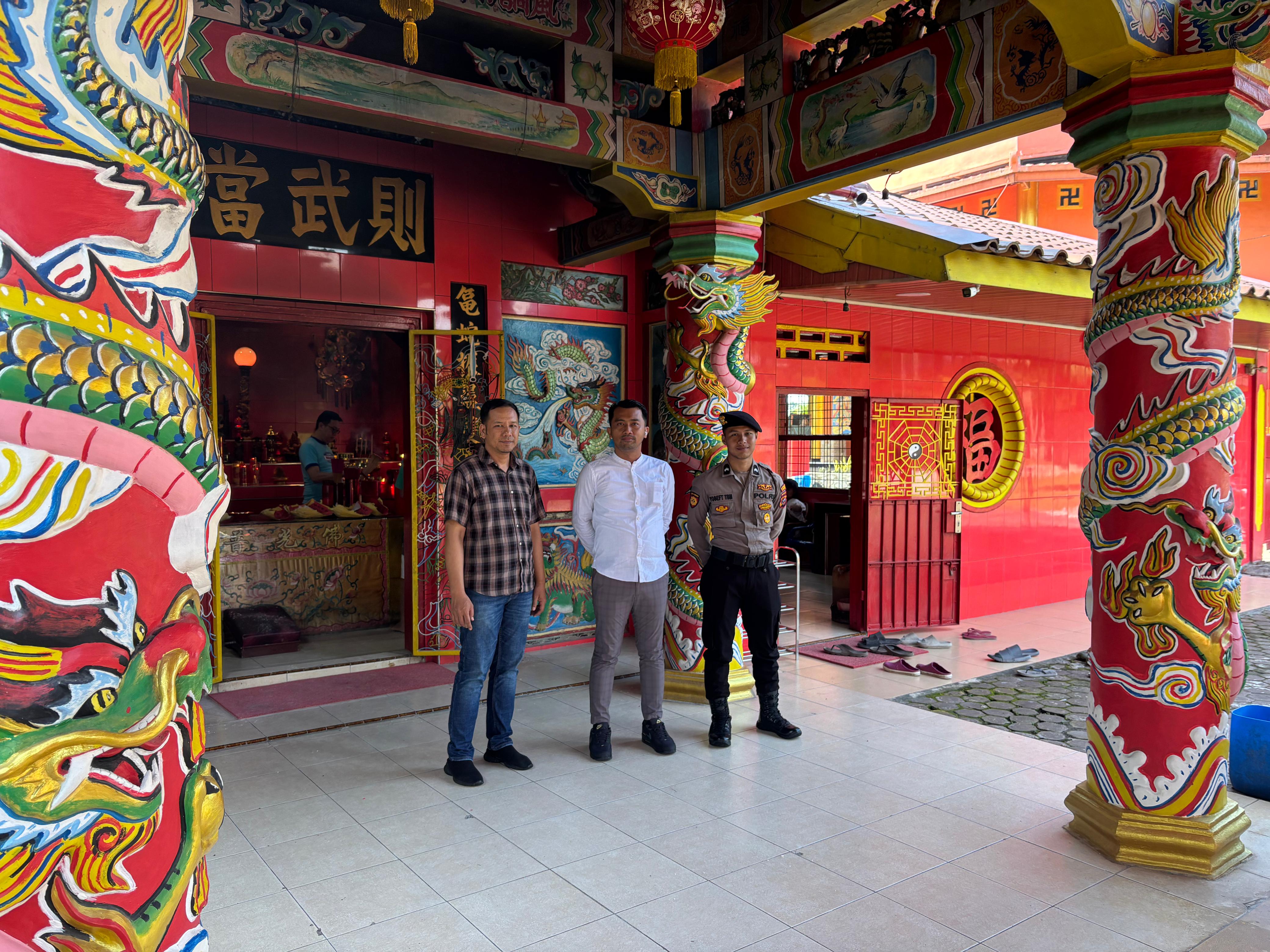 Hari Raya Waisak 2025, Polres Langkat Amankan Vihara Buddha