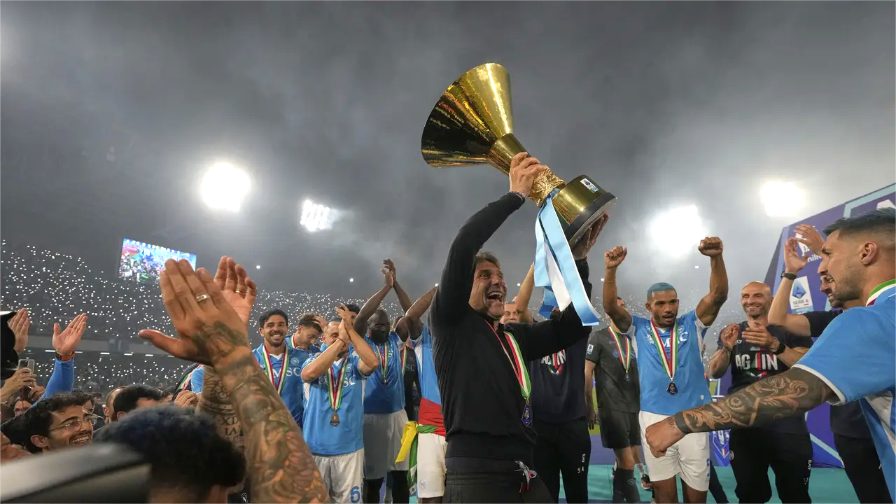 Napoli Juara Serie A 2024/2025: Antonio Conte Raja Scudetto dengan 3 Tim Berbeda