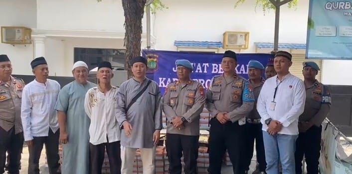 Kadiv Propam Polri Gelar Jumat Berkah di Masjid At-Tauhid Tanjung Priok