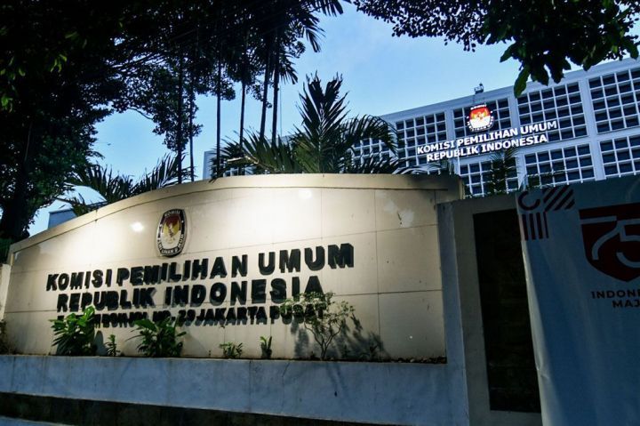 DPR Temukan Pengadaan Barang Mewah KPU, Private Jet, Helikopter hingga Apartemen