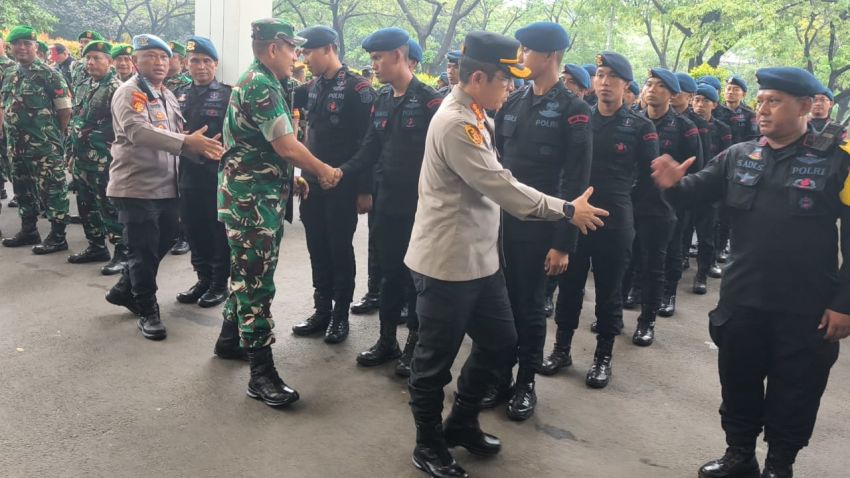 Ribuan Petugas Amankan Jakarta E-Prix 2025 di Ancol, Cuaca Hujan Tak Surutkan Semangat