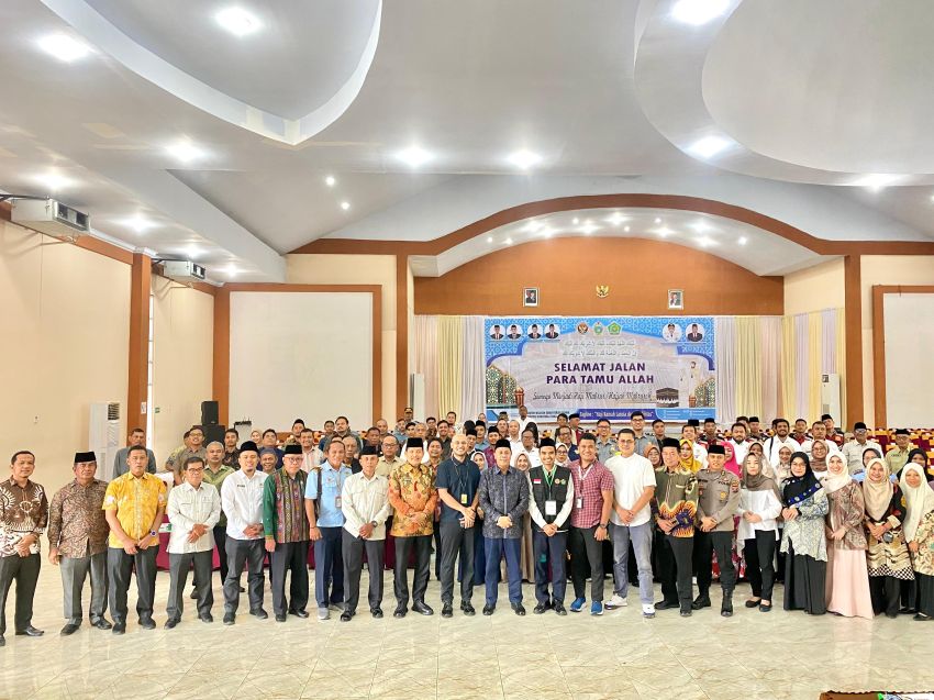 Petugas Haji Debarkasi Medan Rapat Persiapan Pemulangan Jamaah Haji