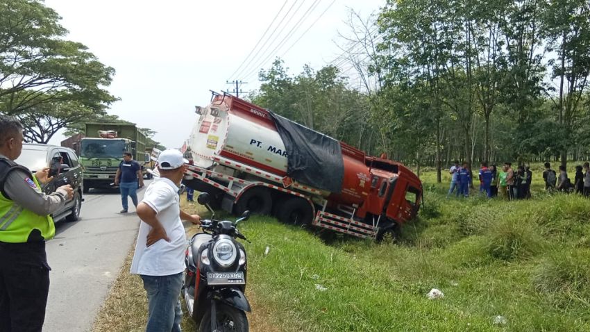Kecelakaan Beruntun di Jalinsum Asahan Libatkan 3 Kendaraan, Satu Korban Luka