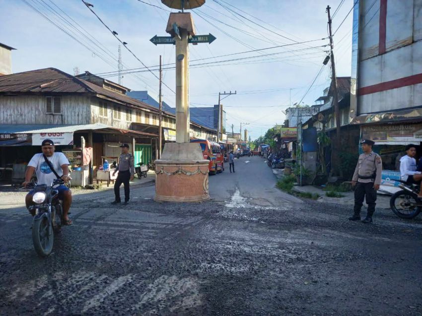 Polsek Bahorok Gelar Pos Pam Urai Kemacetan Lalulintas Pagi Hari