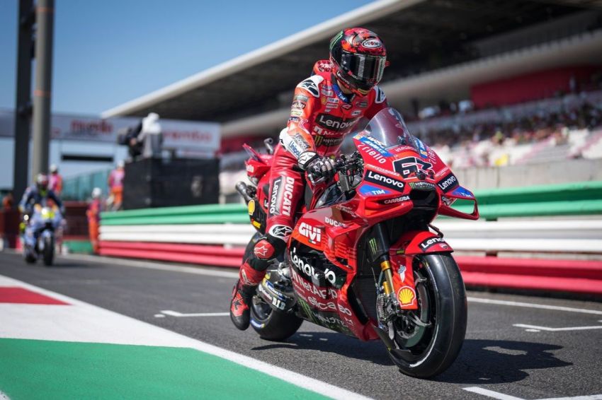 Ditonton Valentino Rossi, Bagnaia Yakin Kalahkan Marc Marquez