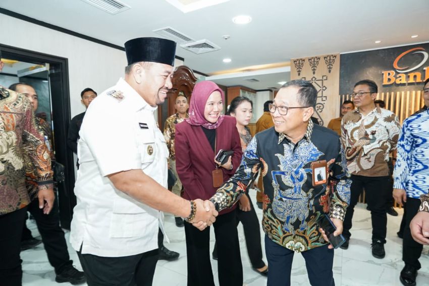 Bupati Batu Bara Hadiri RUPS Luar Biasa PT Bank Sumut