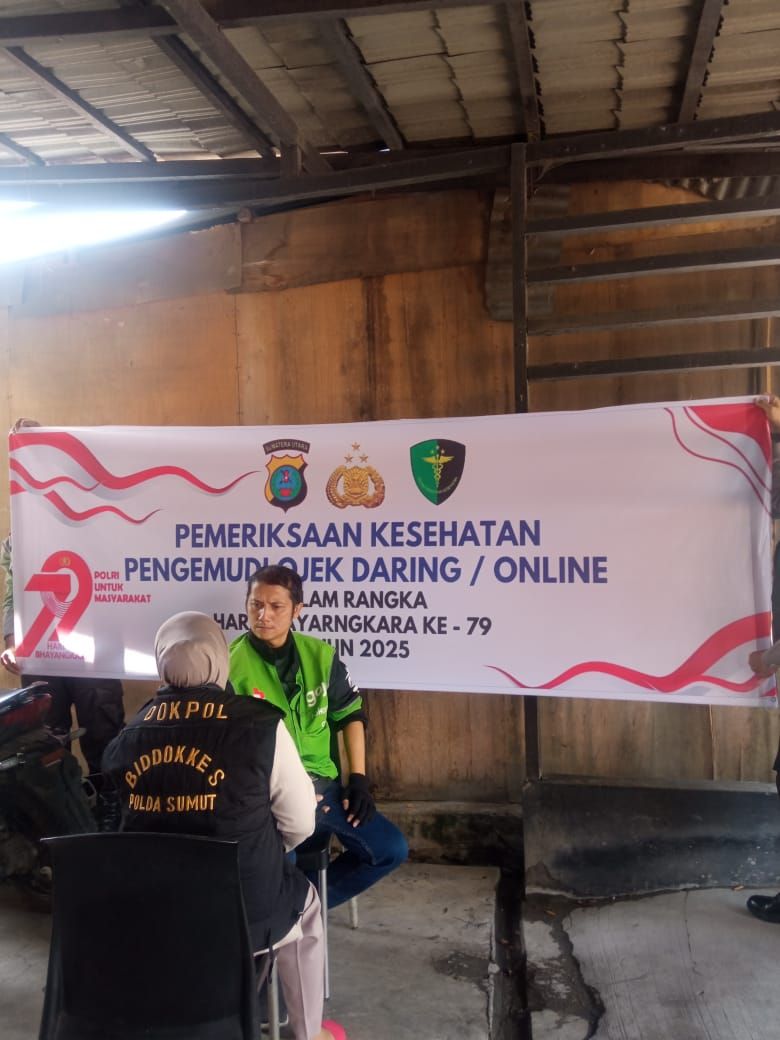 Polres Langkat Lakukan Pemeriksaan Kesehatan Gratis bagi Pengemudi Ojek Online dan Betor