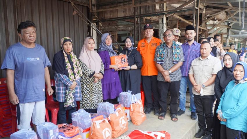 Bupati Langkat Peduli, Salurkan Bantuan untuk Korban Kebakaran di Bahorok