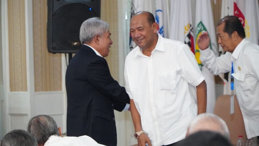 Baru Mendarat dari Jakarta, Bupati Langkat Ondim Langsung Hadiri Musorprov KONI Sumut 2025