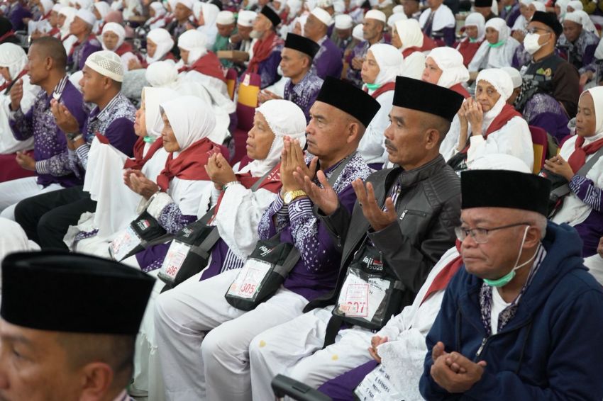 Jemaah Haji Kloter 5 Debarkasi Medan Tiba Jam 06.14 WIB