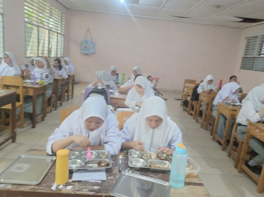 Fenomena Makanan Bergizi Gratis, Nikmat dan Ditunggu