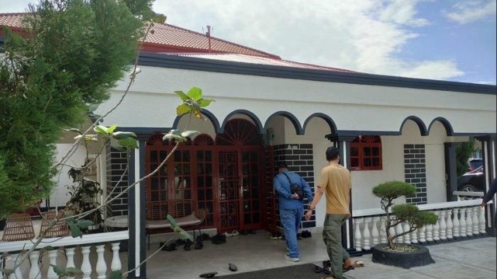 Usai Geledah Rumah Topan Ginting, KPK Geledah Rumah Akhirun Piliang di Padangsidimpuan
