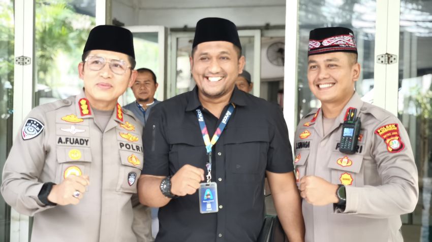 Kapolres Metro Jakarta Utara Jadi Imam Sholat Jumat di Masjid Baiturrahim Ancol, Ajak Warga Jaga Kamtibmas