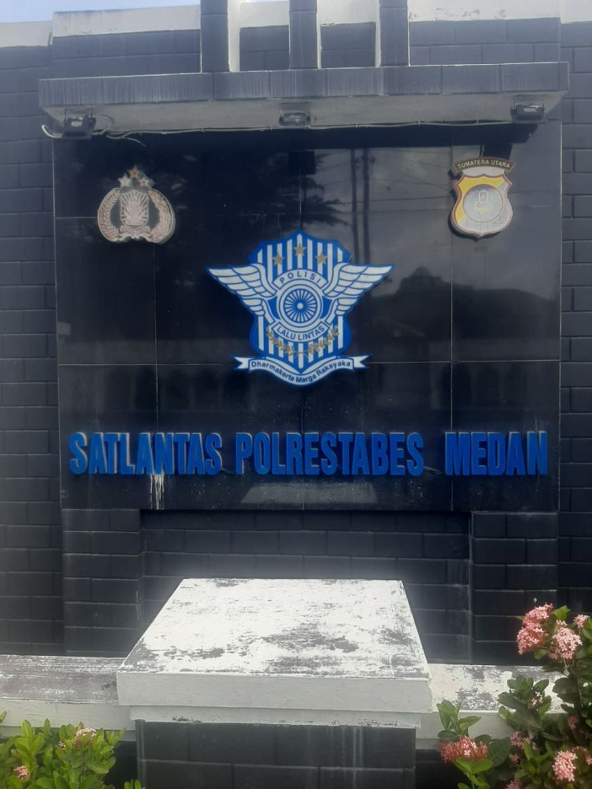 Simsalabim! Ada Calo Pembuatan SIM Tanpa Tes di Satlantas Polrestabes Medan