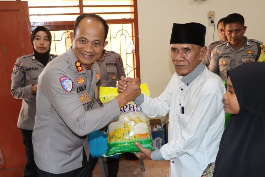Polrestabes Medan Berbagi Kasih di Hari Kemerdekaan