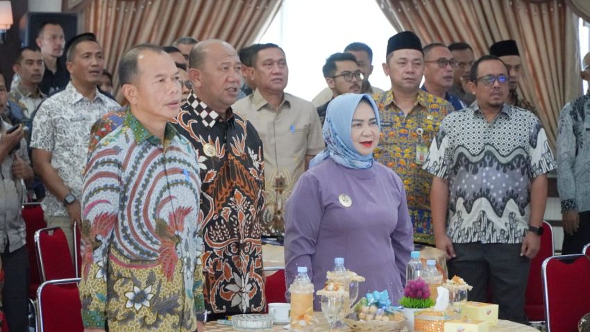 Bupati Langkat Tegaskan Komitmen Birokrasi Berdampak Nyata dalam Dialog Kinerja Triwulan II