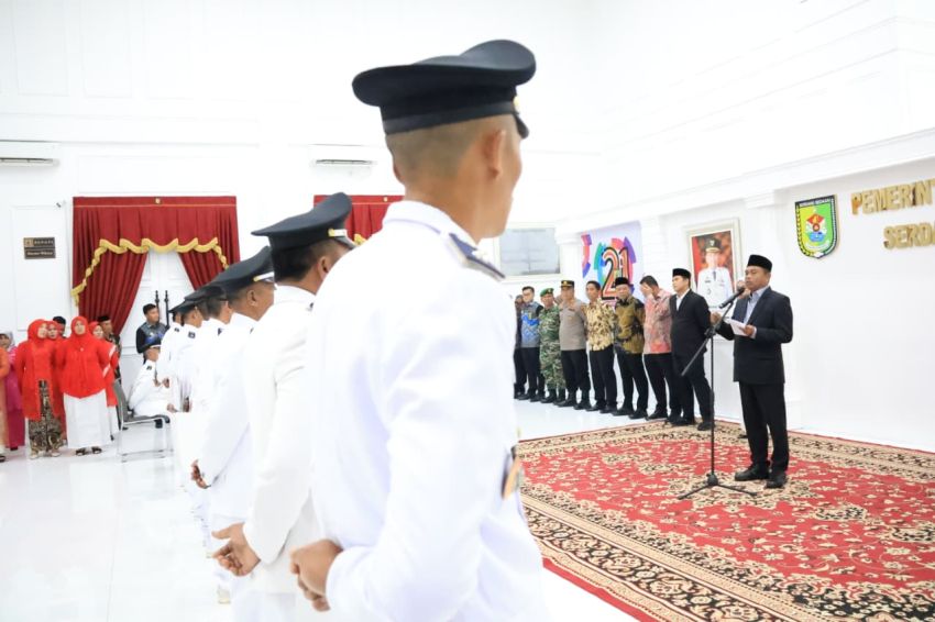 Bupati Sergai Kukuhkan Perpanjangan Masa Jabatan 10 Kades