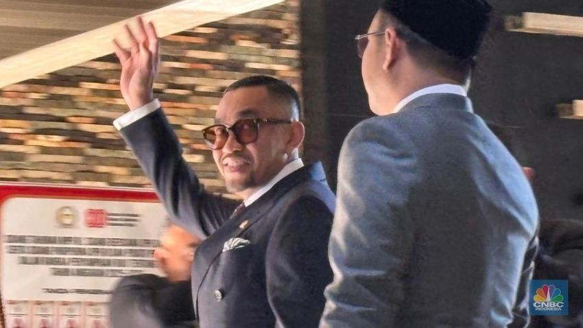 Ahmad Sahroni Dicopot dari Kursi Wakil Ketua Komisi Hukum DPR, Ternyata Ini Alasannya