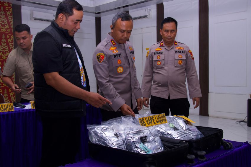 Polres Asahan Ringkus Warga Aceh Bawa 1.799 Cartridge Rokok Elektrik Mengandung Narkotika