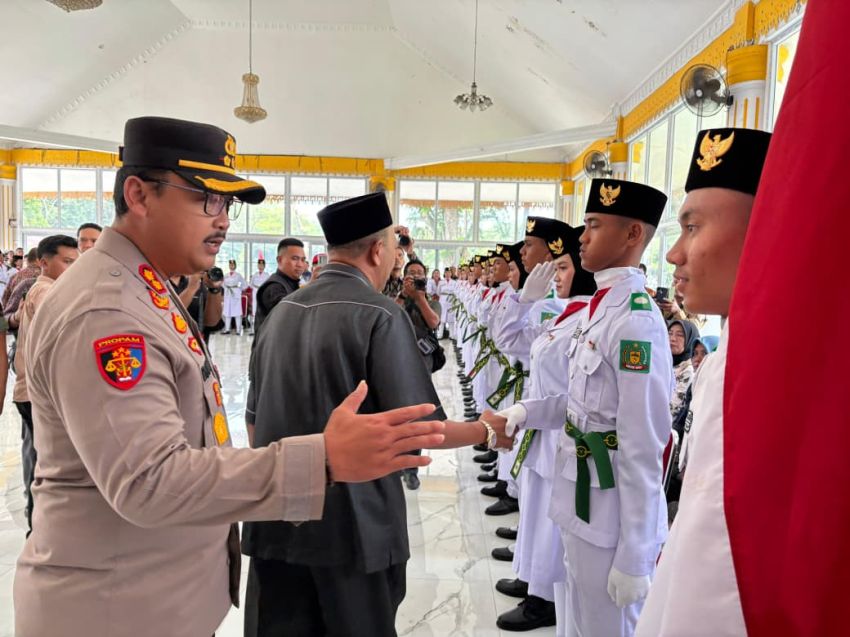 Kapolres Langkat Hadiri Pengukuhan Paskibra HUT ke-80 RI
