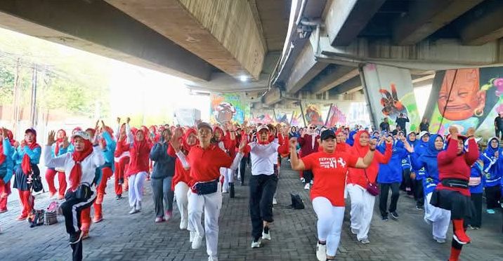Rico Waas Ikuti Senam Germas dan Peresmian Taman Fly Over Amplas