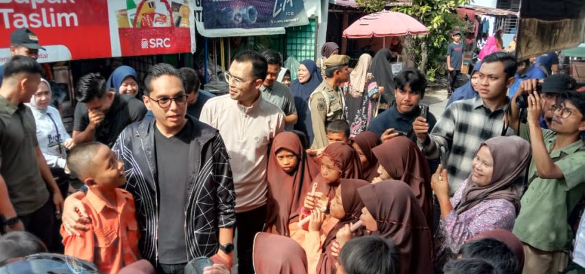 Wali Kota Medan Rico Waas Ikut Gotong Royong Massal dan Sapa Warga di Jalan Sukmawati