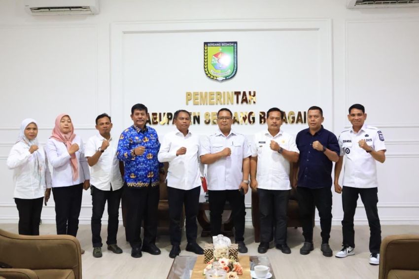 Bupati Sergai Dorong APDESI Jadi Motor Penggerak Pembangunan Desa