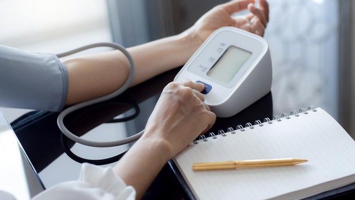 Perlukah Minum Obat Hipertensi saat Tekanan Darah Sudah Normal?
