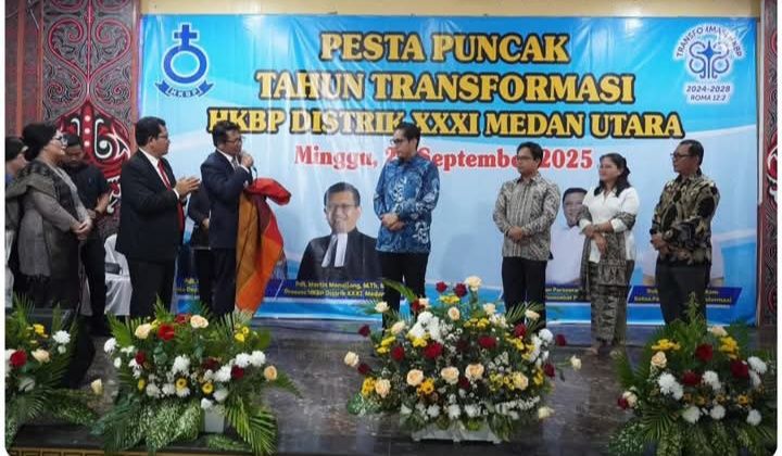 Walikota Medan Rico Waas Ajak Jemaat HKBP Mulai Transformasi Dari Keluarga