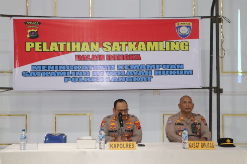 Kapolres Langkat Buka Pelatihan Peningkatan Kemampuan Satkamling
