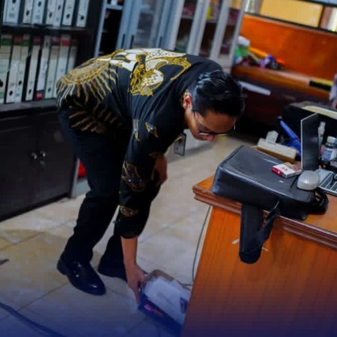Walikota Medan Rico Waas Sidak Kantor Lurah Baru Ladang Bambu , Wuiiiih Joroknya Semrawutan Lagi