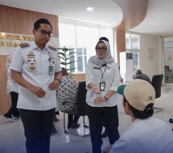 Rico Waas Minta Pelayanan Perizinan Bangunan Harus Cepat Transparan Profesional dan Ramah