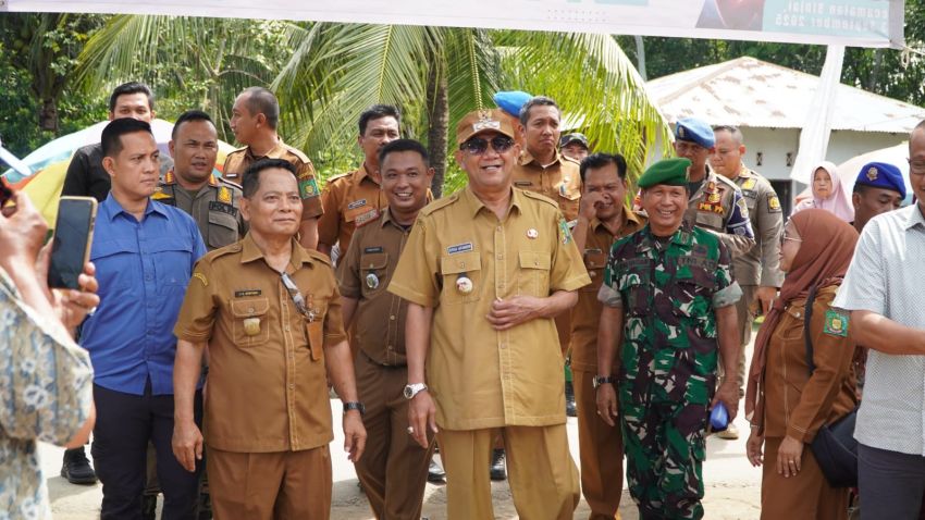 Syah Afandin Launching Program LVNG Pemantauan Kesehatan Digital Anak di Langkat