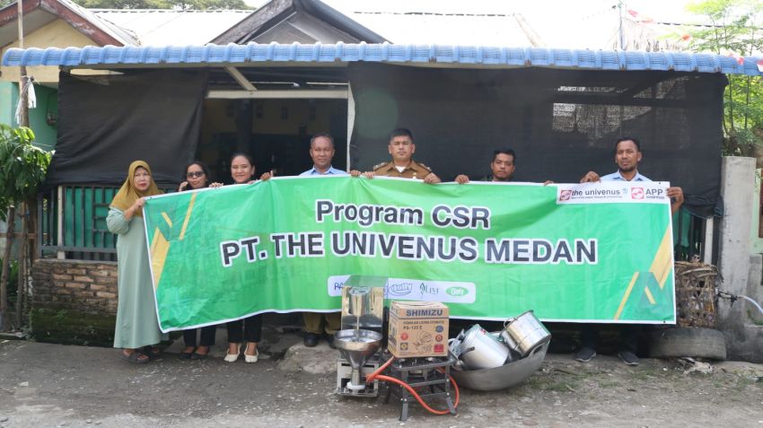 Kelurahan Tangkahan Terima Bantuan Peralatan Produksi UMKM dari PT The Univenus Medan