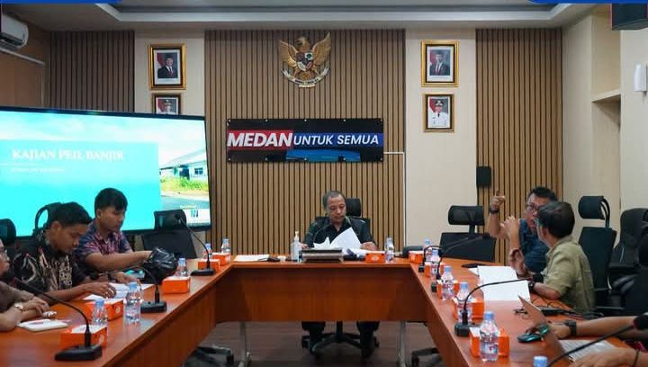 Dinas SDABMBK Gelar Rapat Bahas Masalah Banjir di Kota Medan