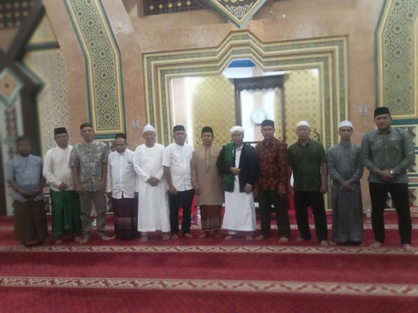 Peringatan Maulid Nabi Muhammad SAW di Masjid Al-Firdaus, Generasi Muda dan BKM Wujudkan Kebersamaan
