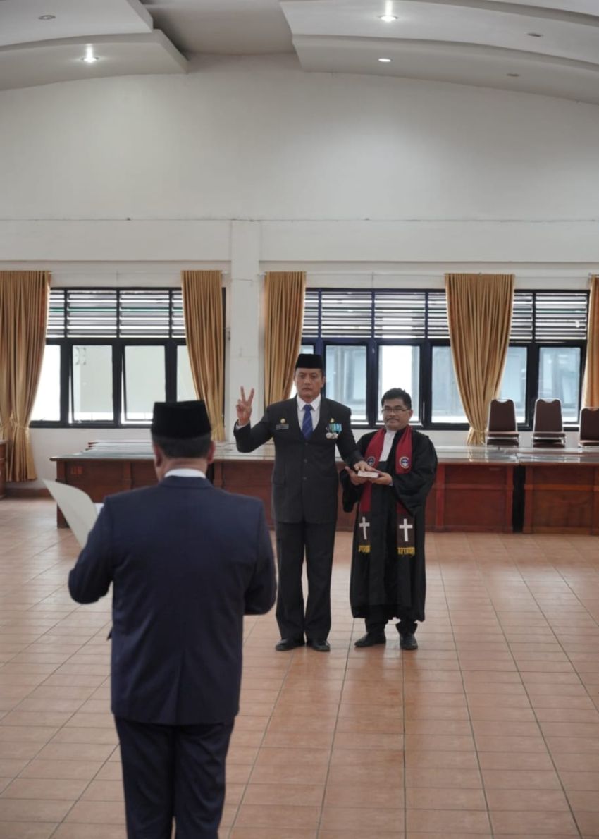 Gelora Kurnia Putra Ginting Resmi Dilantik Sebagai Sekda Kabupaten Karo