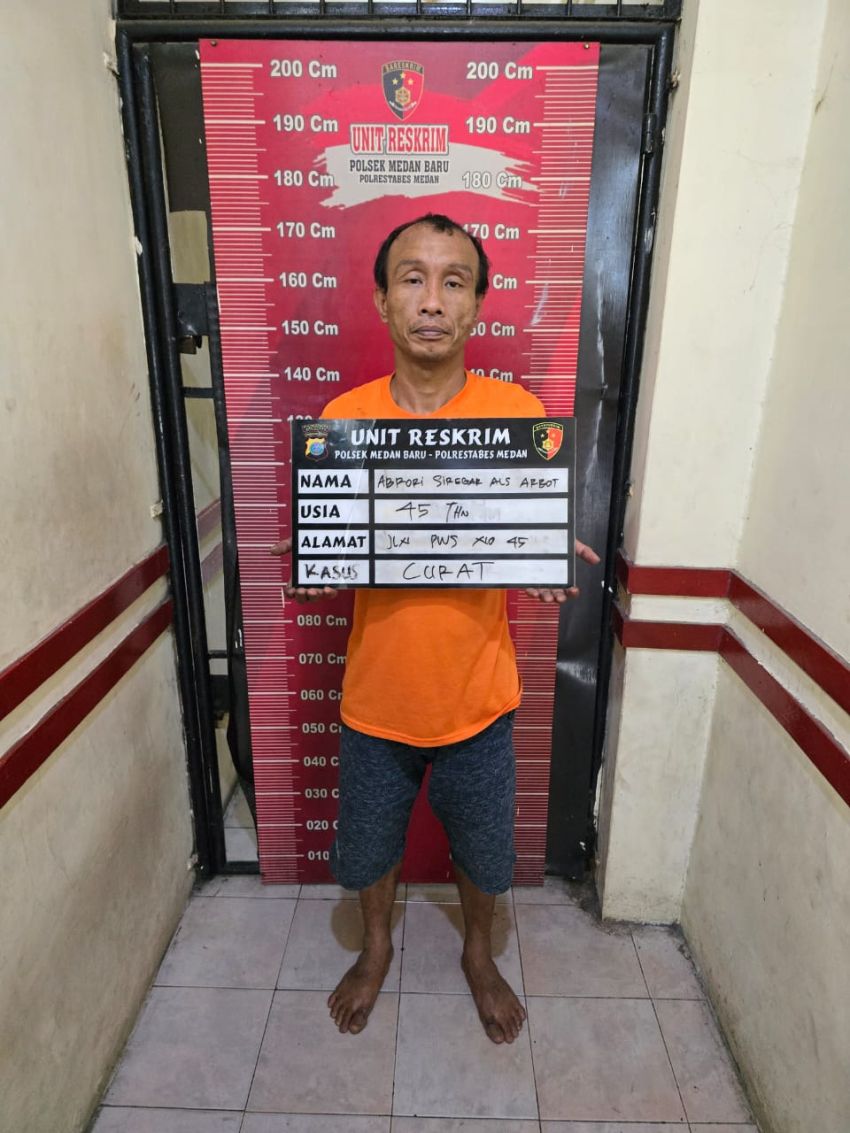 Pria Ini Gasak Ponsel Penghuni Kos