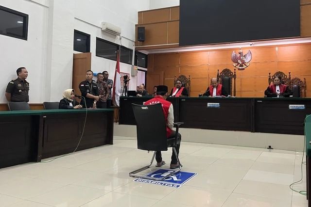 Emosi Mulyana Memuncak Didesak Kawin Karena Pacar Sudah Hamil