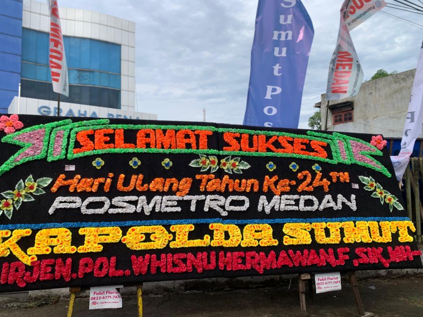 HUT ke-24 Posmetro Medan, Karangan Bunga Kapolda Sumut hingga Menteri Hiasi Graha Pena