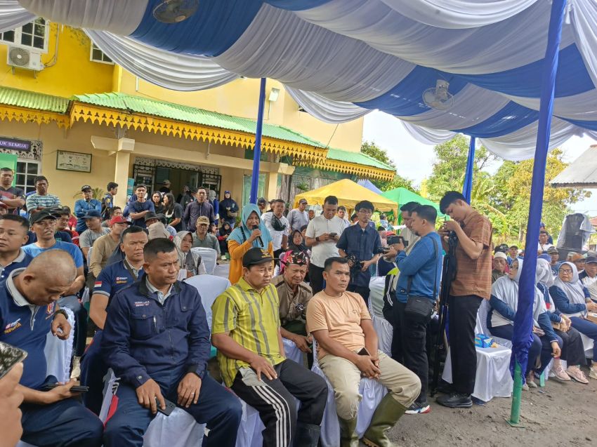 Wali Kota Medan Tinjau Kawasan Medan Deli, Warga Ngeluh Soal Jalan Rusak dan Banjir