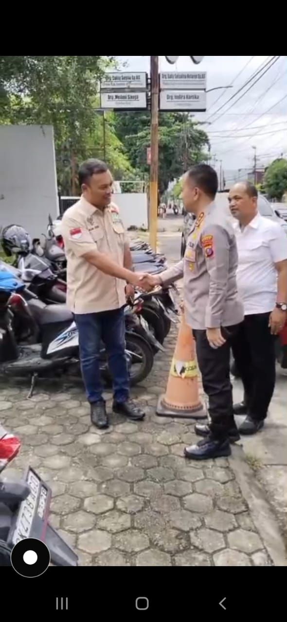 Kombes Pol Dr Jean Calvijn Simanjuntak SIK MH  Bahas Keamanan Kota dengan Ketua Godams Agam Zubir