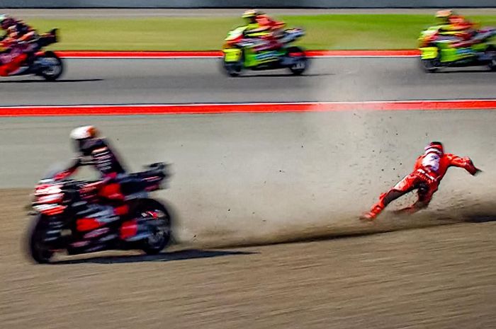 Ditabrak Hingga Patah Tulang, Marquez: Jangan Salahkan Bezzecchi