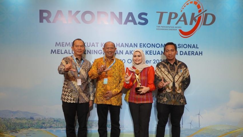Syah Afandin Raih TPAKD Awards 2025, Langkat Dinobatkan Kabupaten Terbaik se-Sumatera