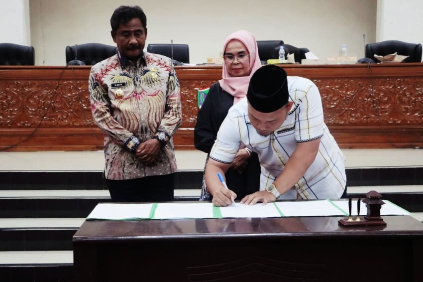 DPRD Binjai Gelar Rapat Paripurna Penetapan Ranperda P.APBD  Tahun Anggaran 2025