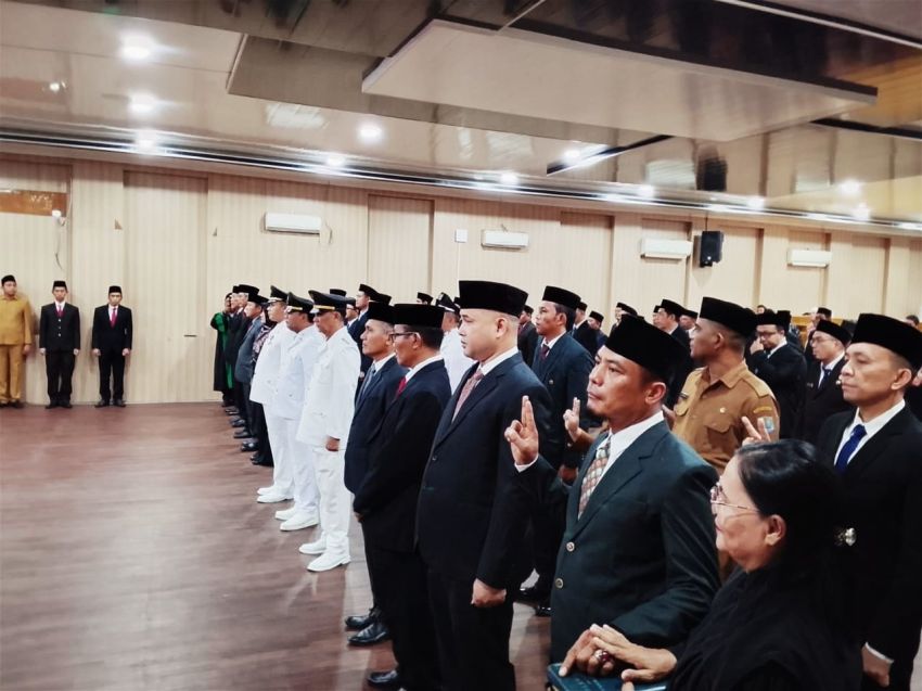 Wali Kota Amir Hamzah Lantik 45 Pejabat di Pemko Binjai