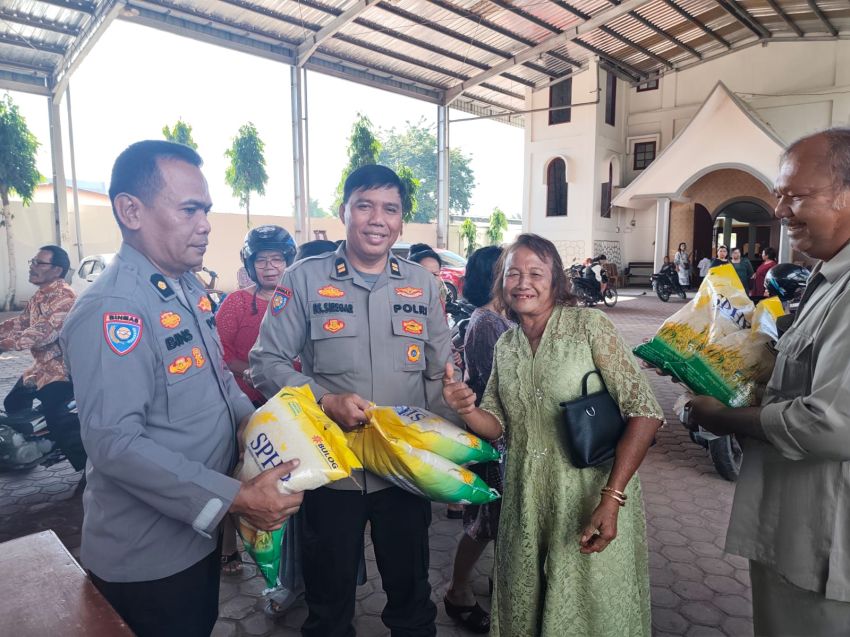 Polda Sumut Gelar Gerakan Pangan Murah di Gereja GBKP Bangun Mulia